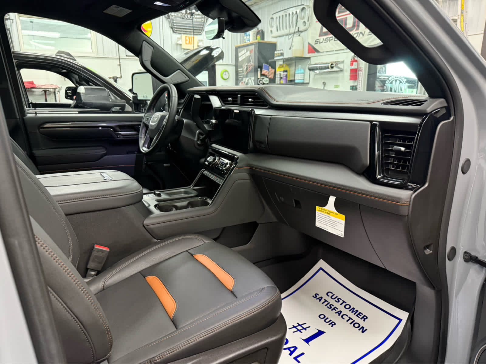 2024 GMC Sierra 2500HD AT4