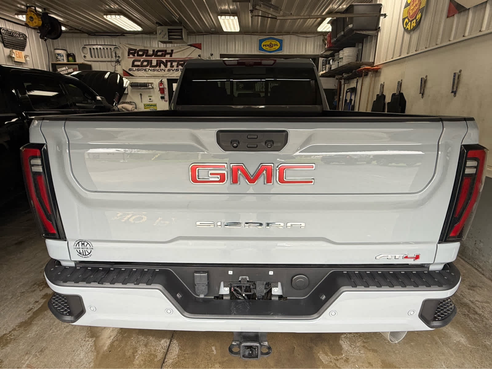 2024 GMC Sierra 2500HD AT4