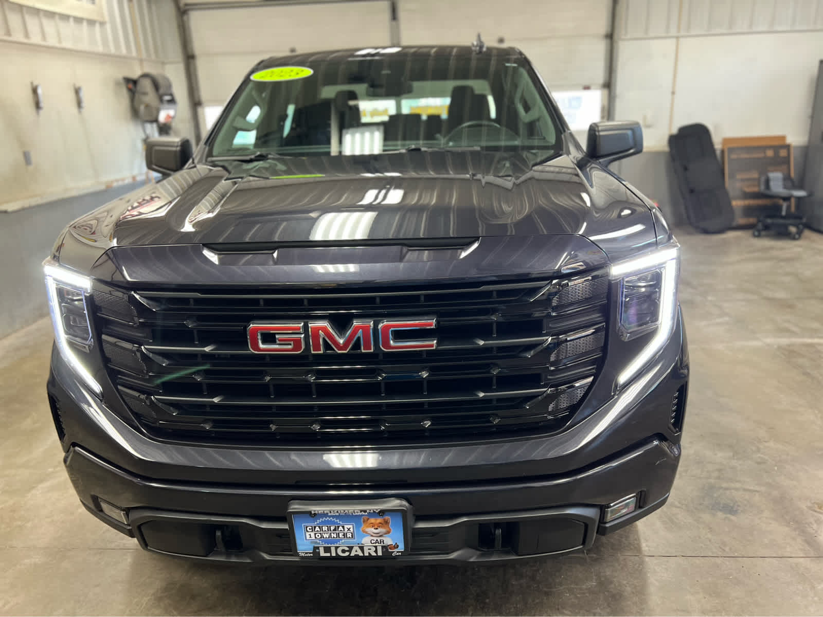 2023 GMC Sierra 1500 Elevation