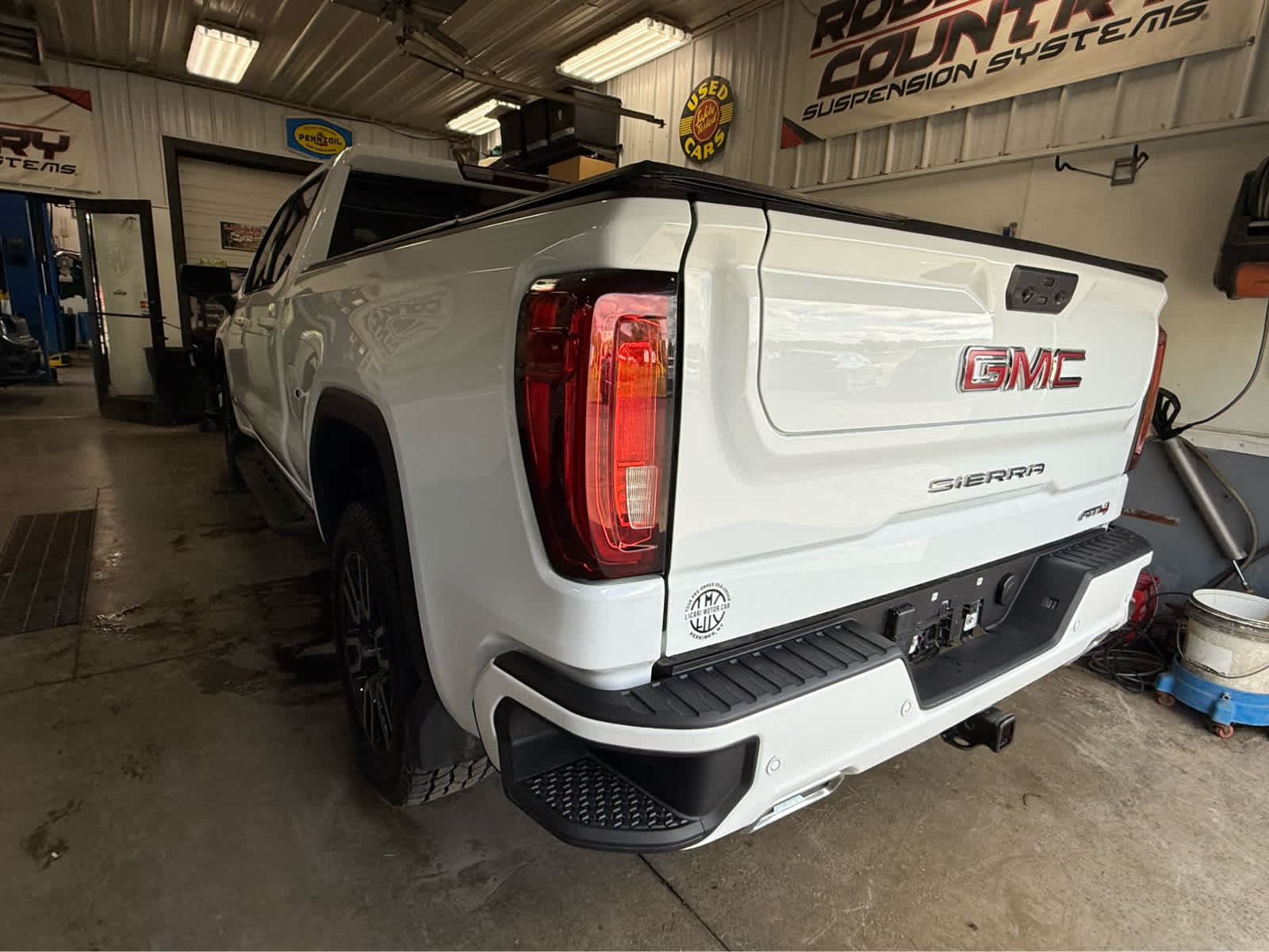 2024 GMC Sierra 1500 AT4
