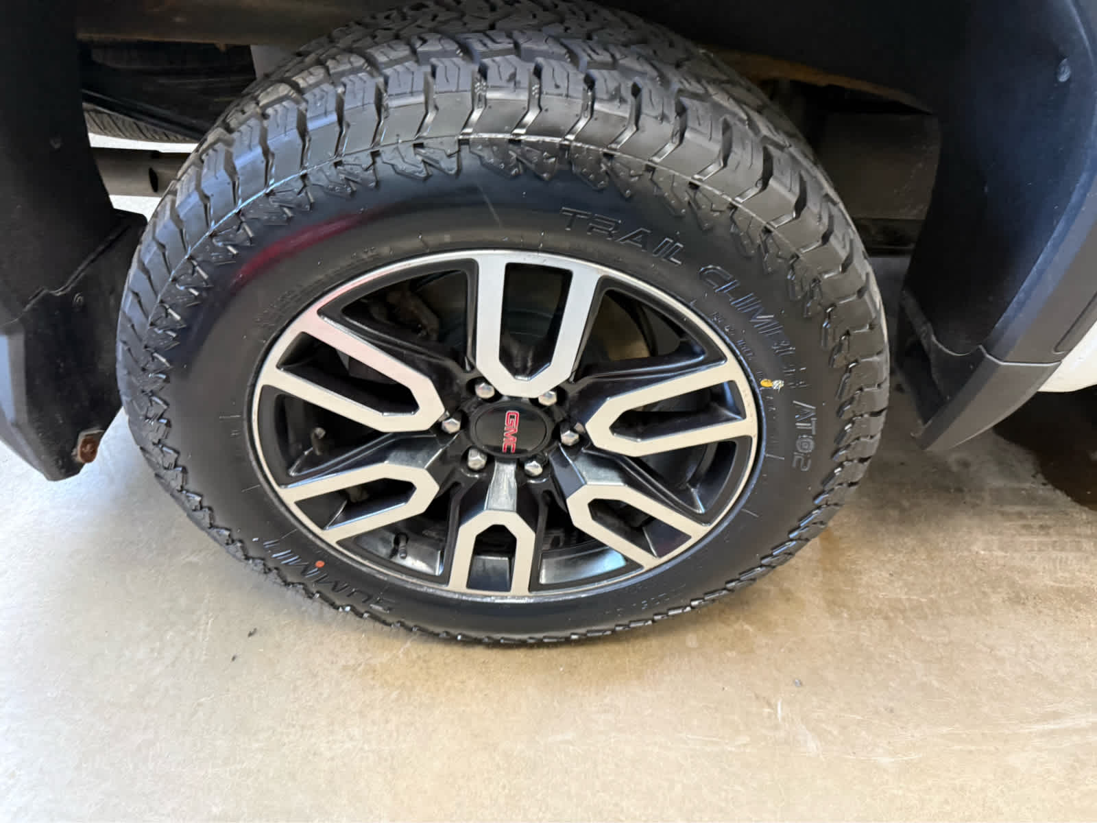 2024 GMC Sierra 1500 AT4