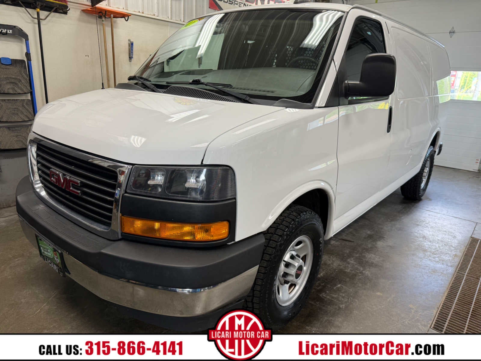 2021 GMC Savana 2500's photo