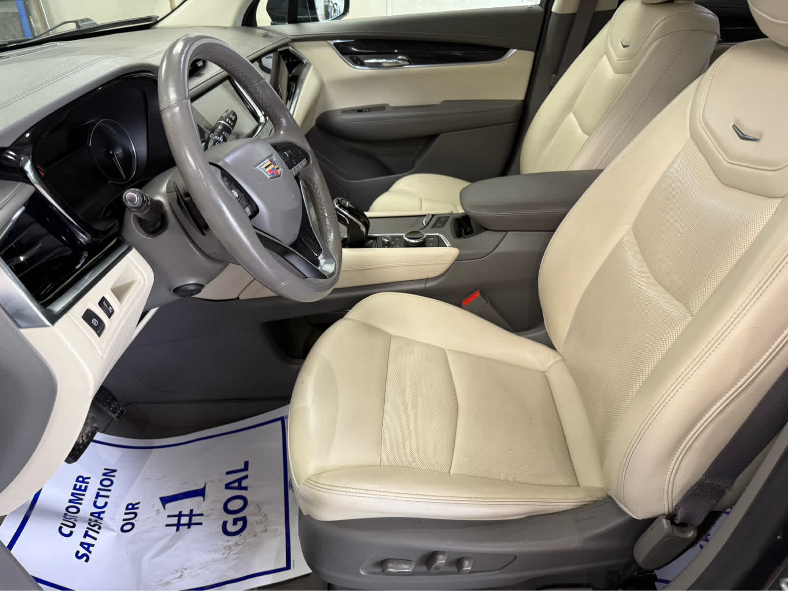 2021 Cadillac XT6 Premium Luxury