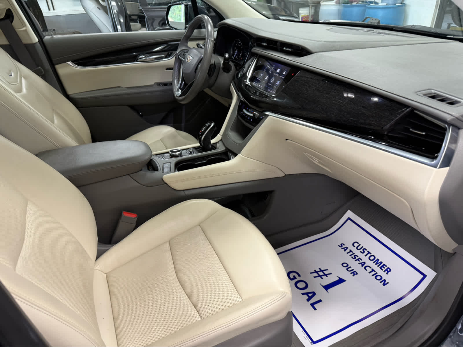 2021 Cadillac XT6 Premium Luxury
