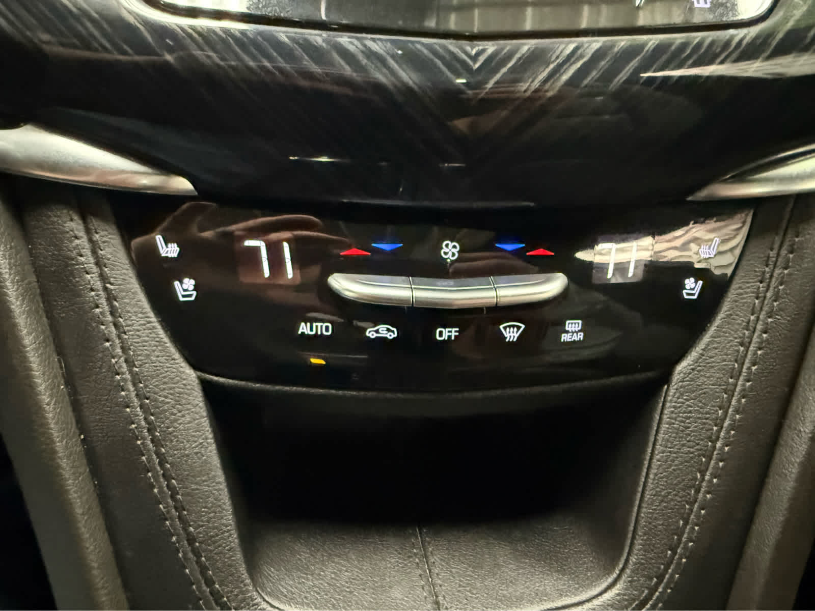 2024 Cadillac XT6 AWD Premium Luxury