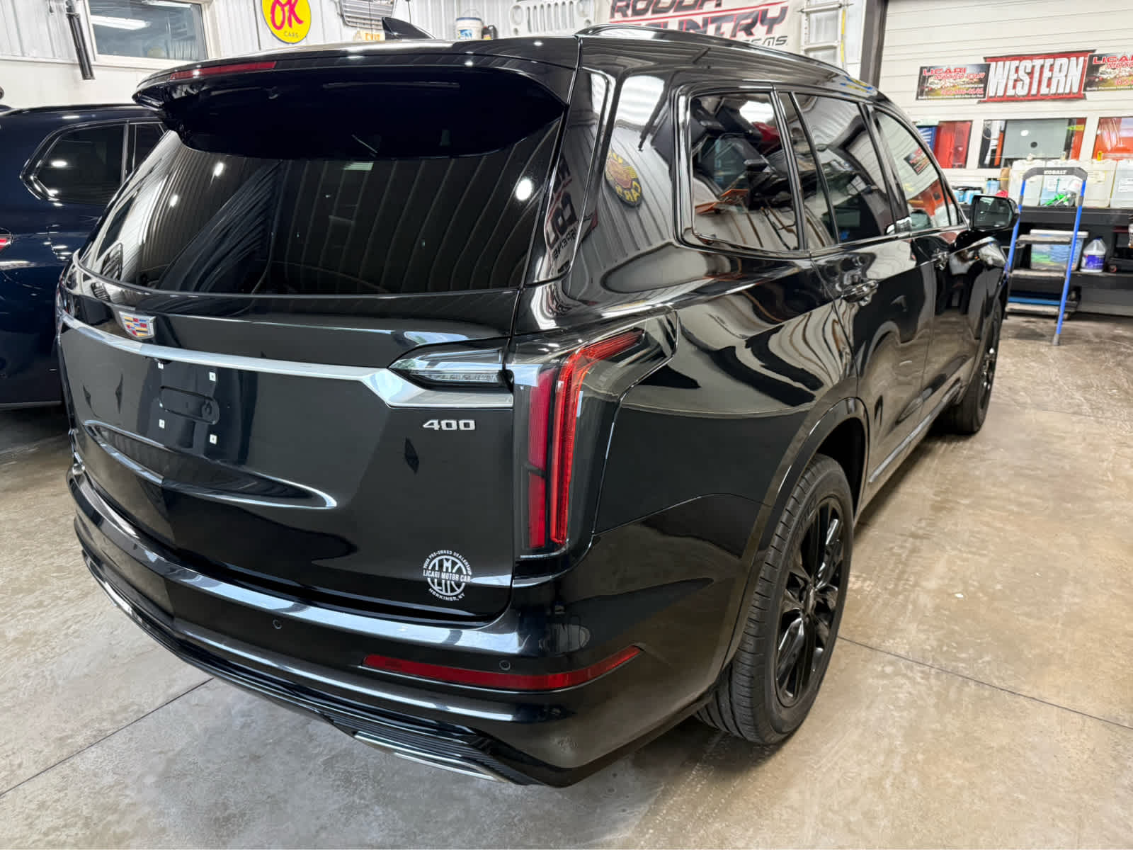 2023 Cadillac XT6 AWD Sport
