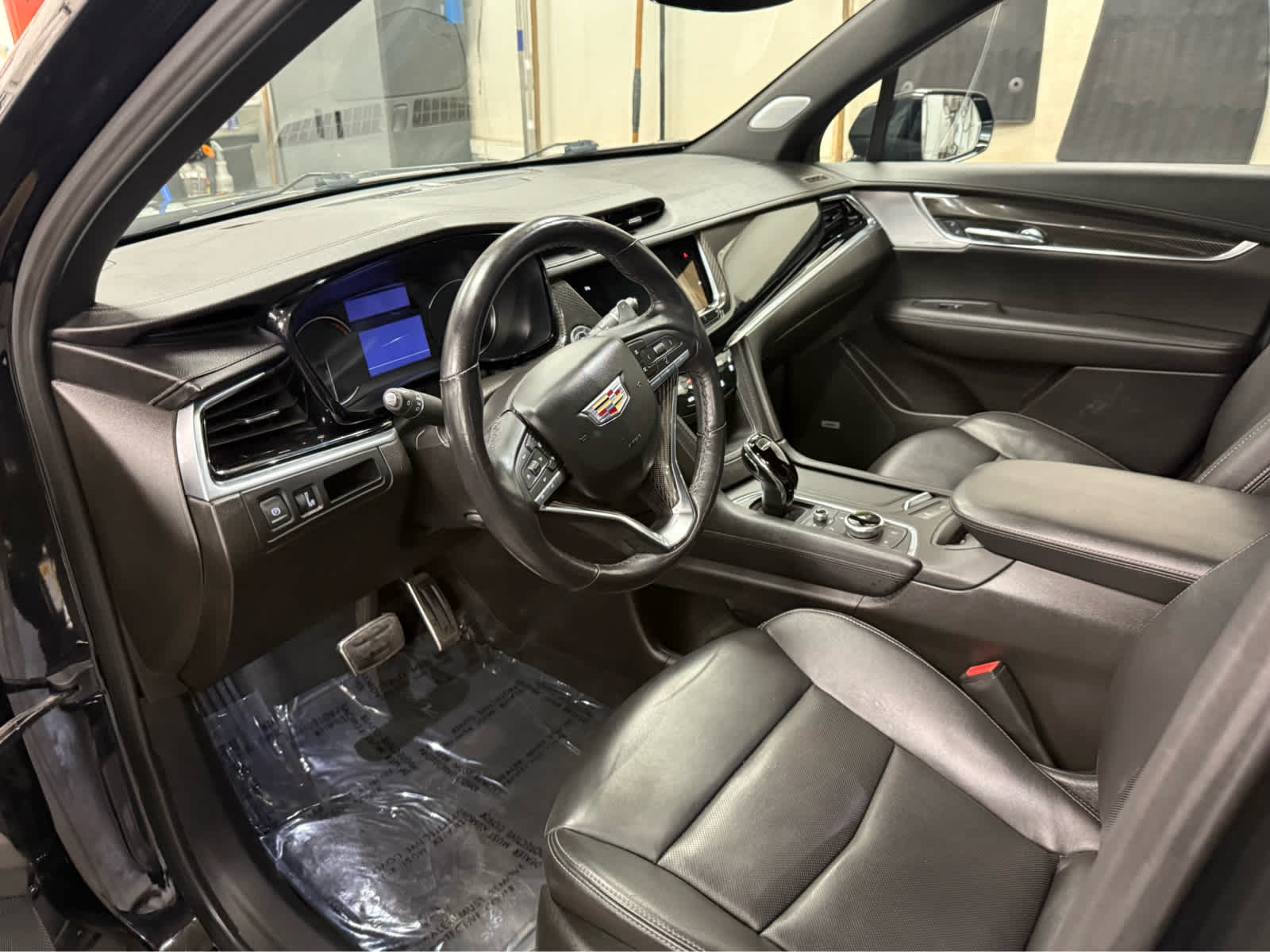 2023 Cadillac XT6 AWD Sport