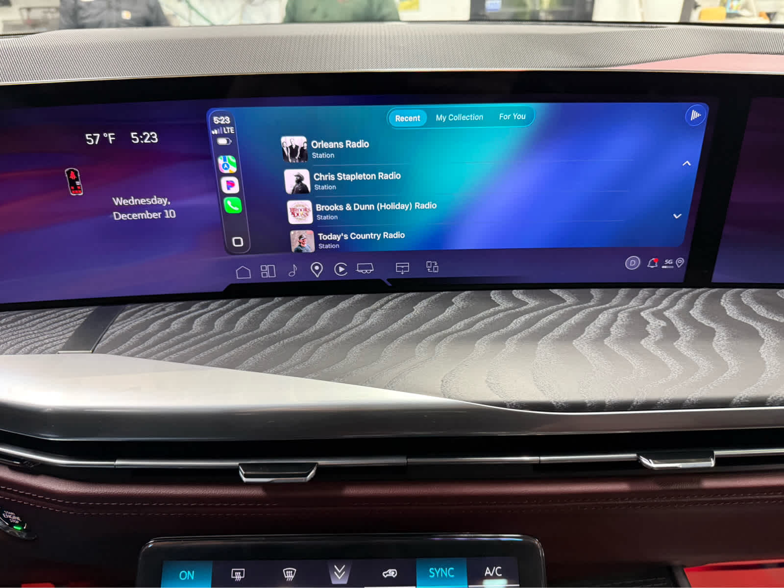 2026 Cadillac Escalade 4WD Luxury