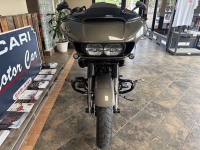 2021 Harley Davidson Road Glide Base