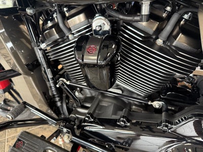 2021 Harley Davidson Road Glide Base