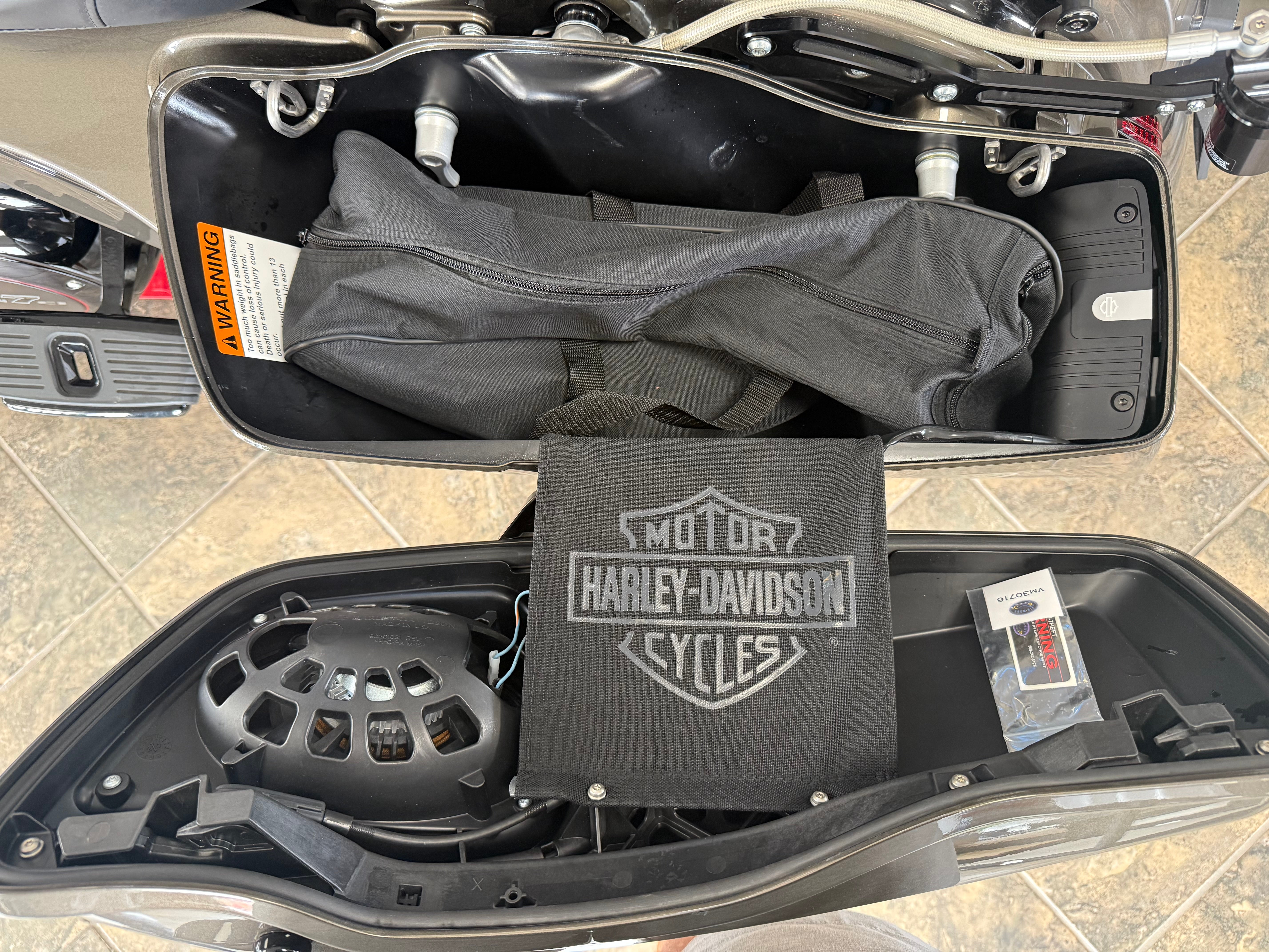 2021 Harley Davidson Road Glide Base