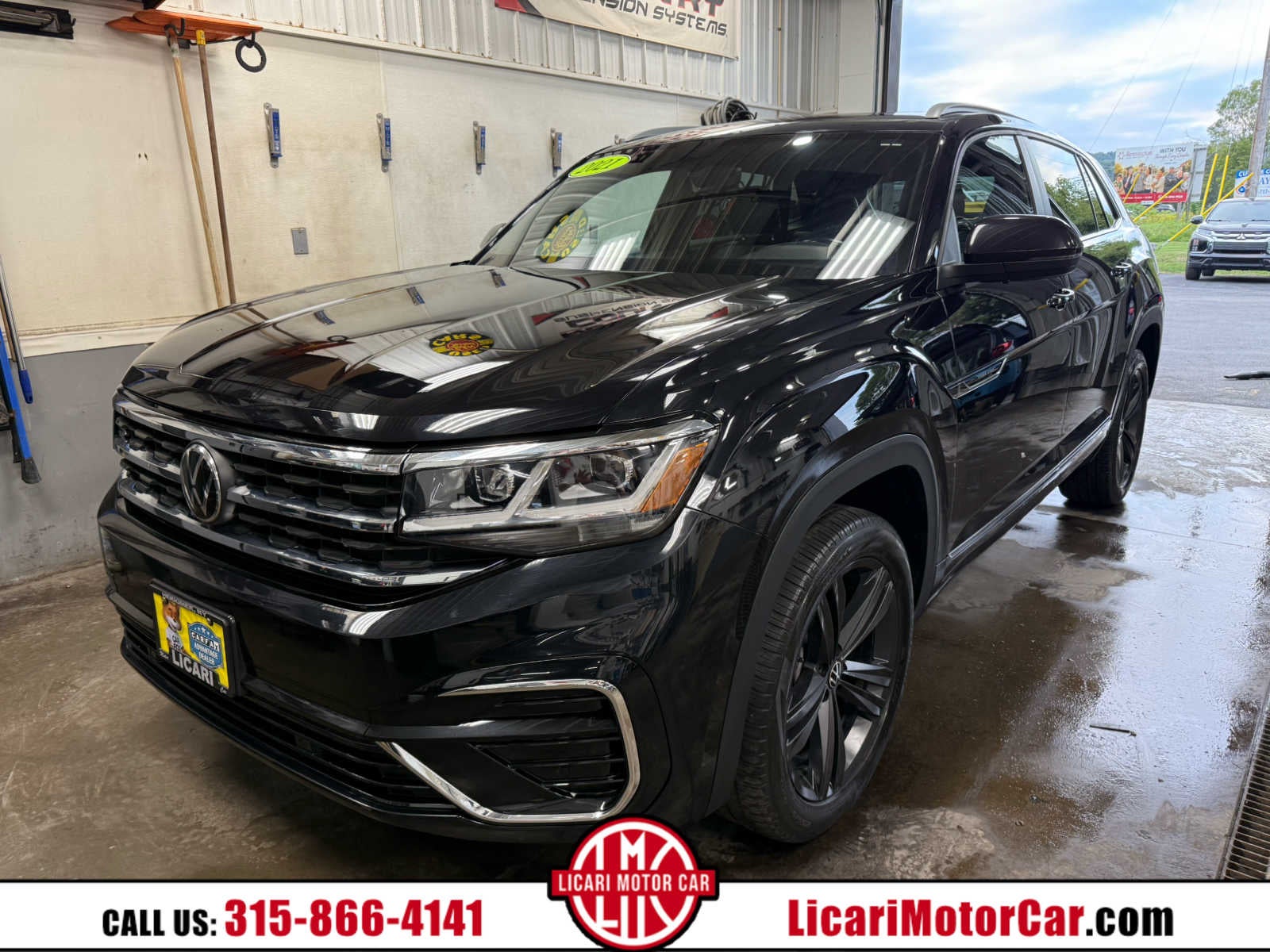 2021 Volkswagen Atlas Cross Sport SE w/Tech R-Line