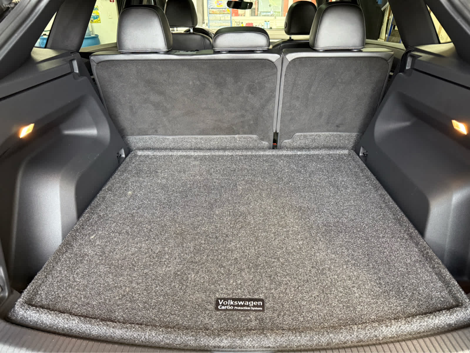 2021 Volkswagen Atlas Cross Sport 3.6L V6 SE w/Technology R-Line