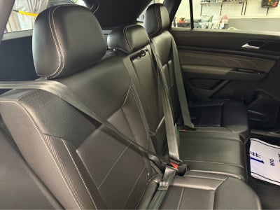 2021 Volkswagen Atlas Cross Sport 3.6L V6 SE w/Technology R-Line