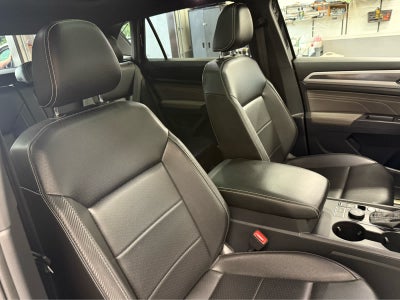 2021 Volkswagen Atlas Cross Sport 3.6L V6 SE w/Technology R-Line