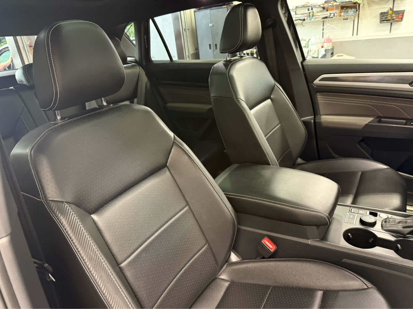 2021 Volkswagen Atlas Cross Sport 3.6L V6 SE w/Technology R-Line