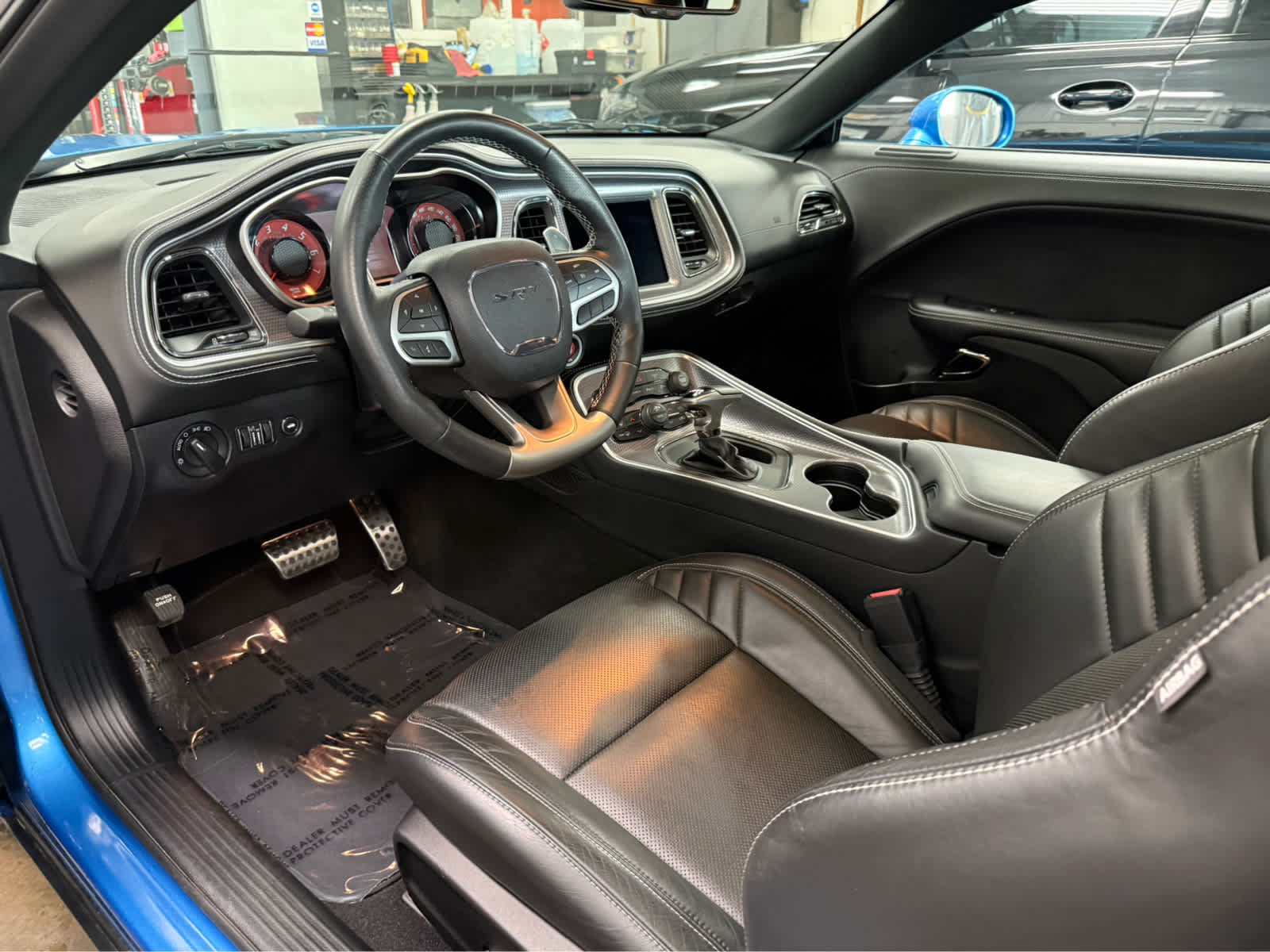2023 Dodge Challenger SRT - Photo 9