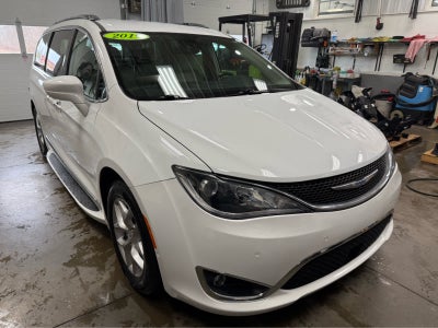 2019 Chrysler Pacifica Touring L Plus
