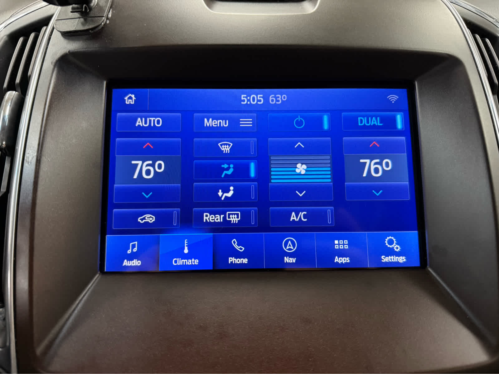 2020 Ford Edge Titanium