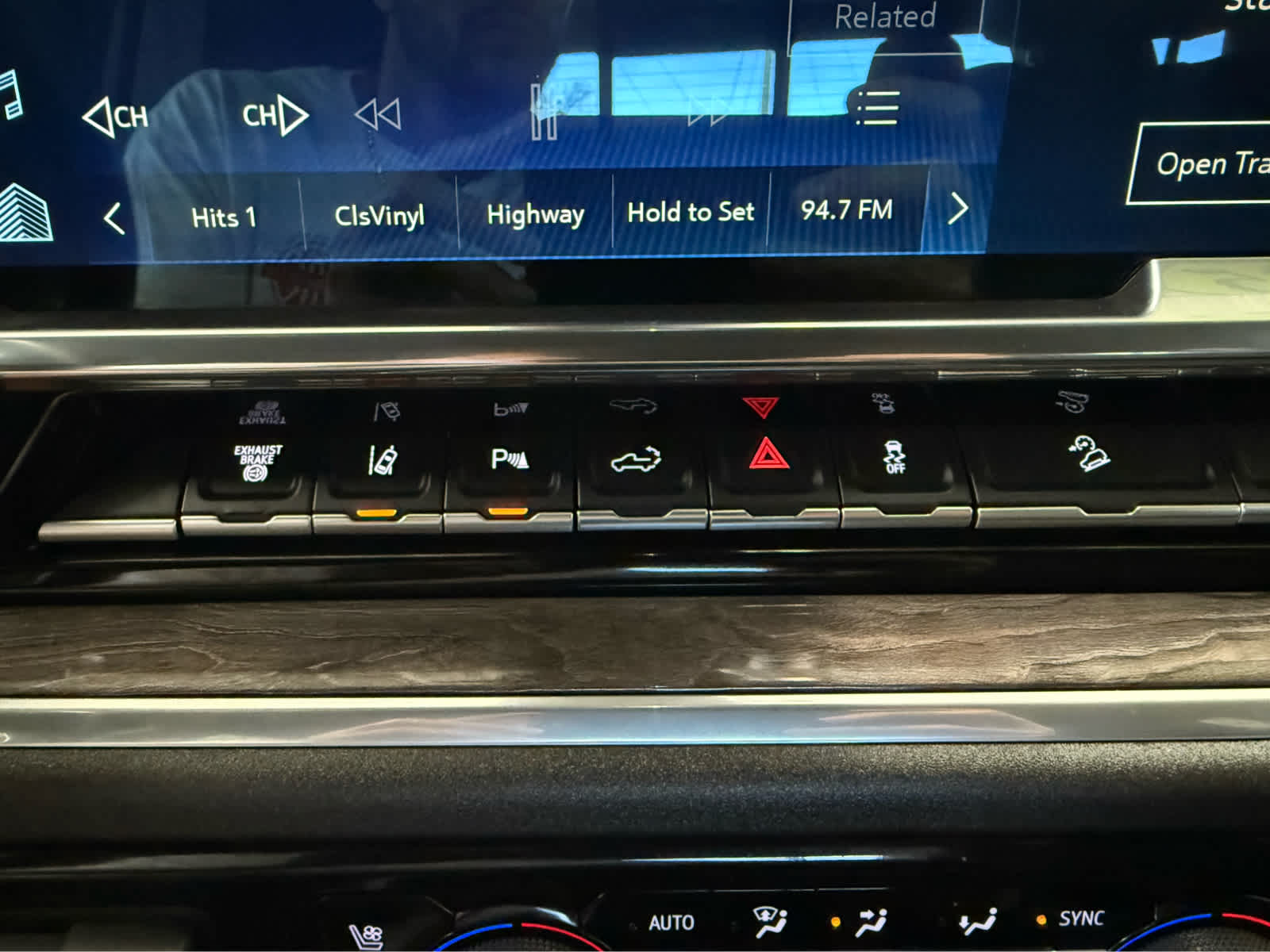 2025 Chevrolet Silverado 3500HD LTZ