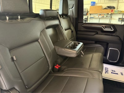 2025 Chevrolet Silverado 3500HD LTZ