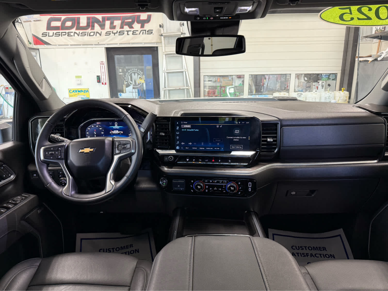 2025 Chevrolet Silverado 3500HD LTZ