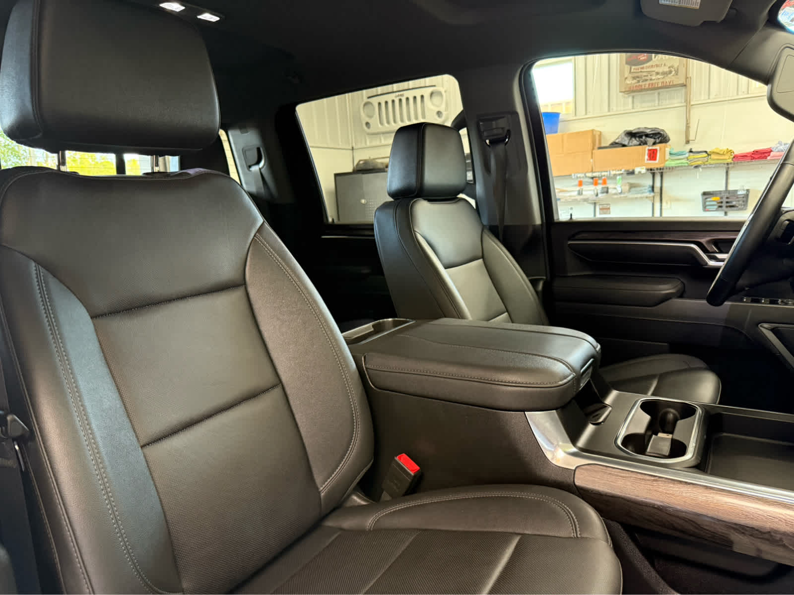 2025 Chevrolet Silverado 3500HD LTZ