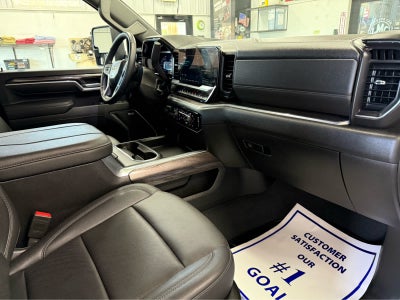 2025 Chevrolet Silverado 3500HD LTZ