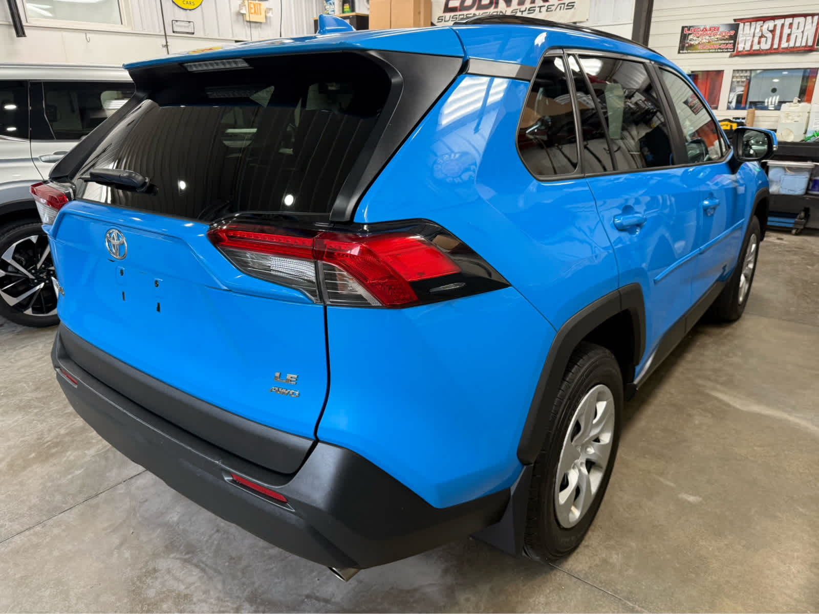 2019 Toyota RAV4 LE