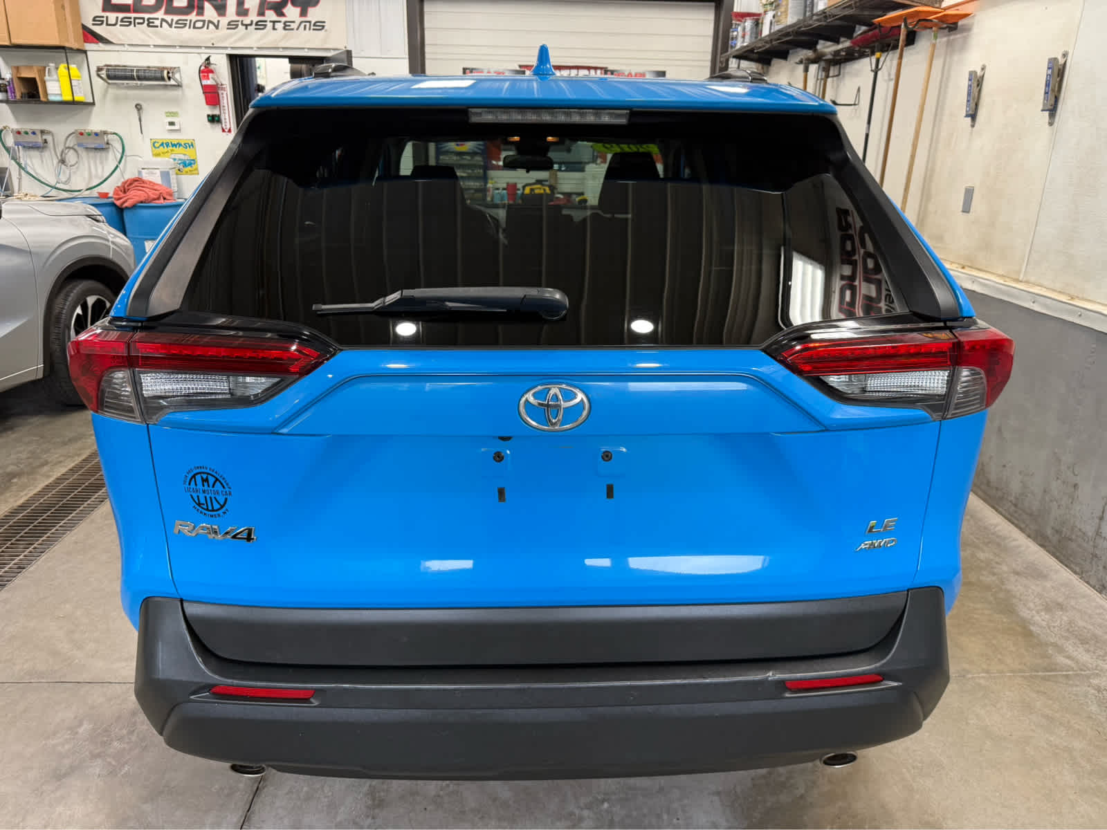 2019 Toyota RAV4 LE