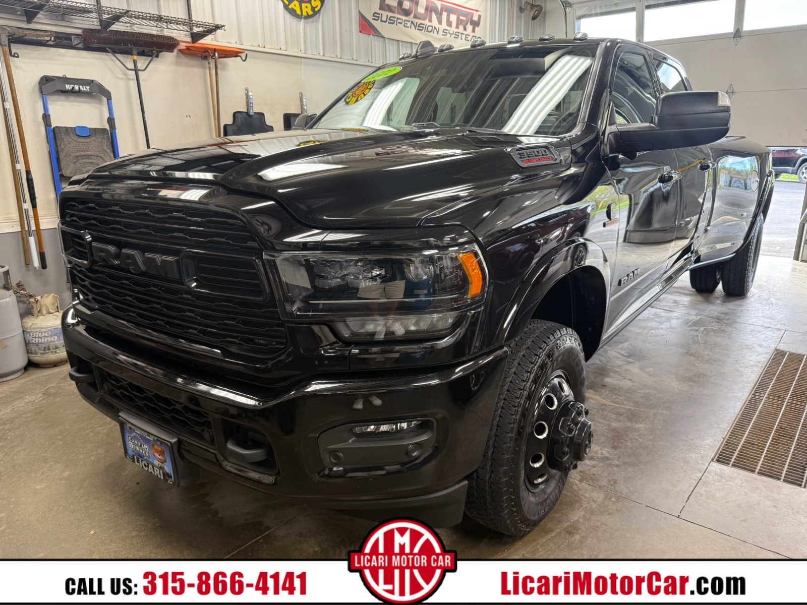 2022 RAM 3500 Limited 4X4 Crew Cab LWB's photo