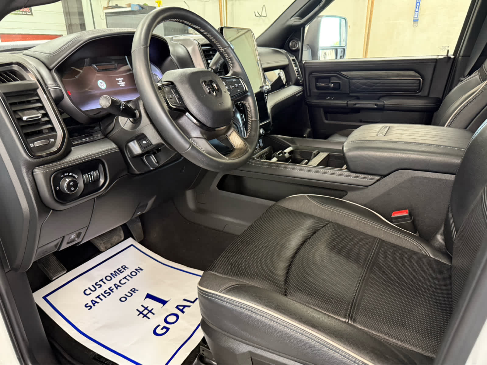 2025 RAM 3500 Limited