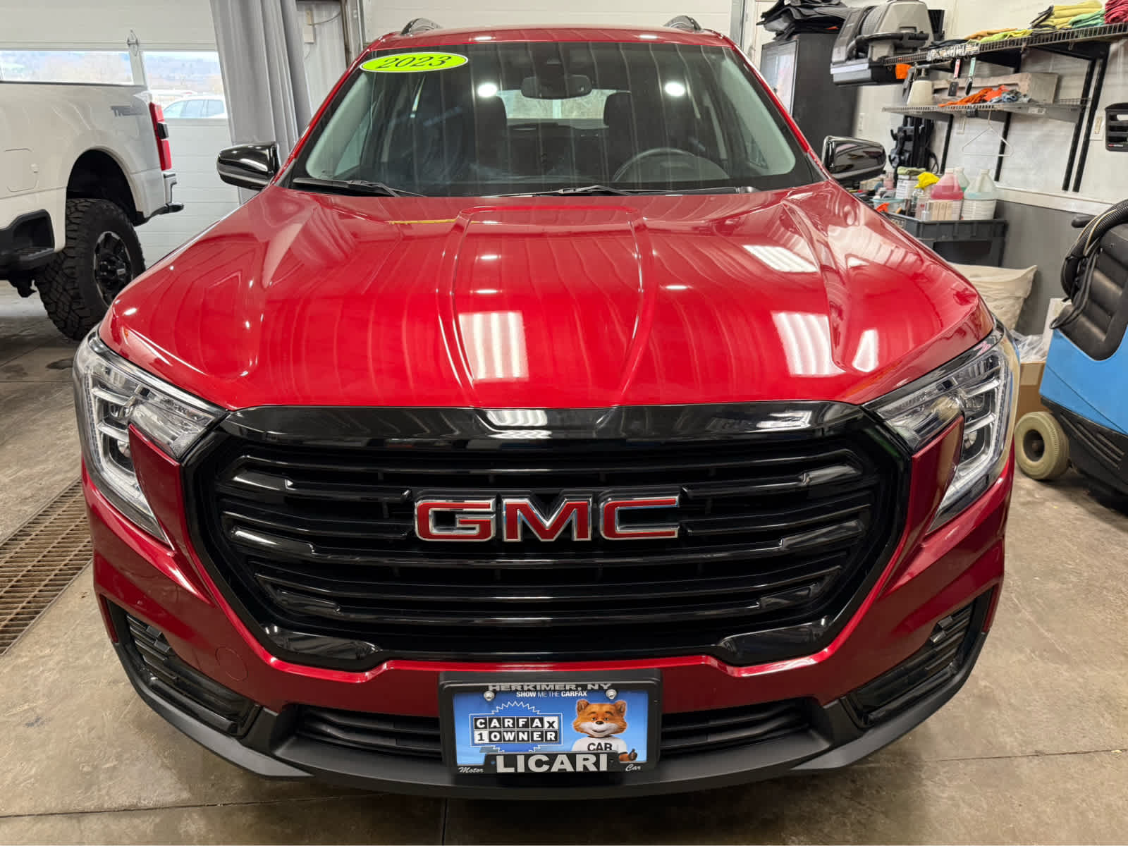 2023 GMC Terrain SLE