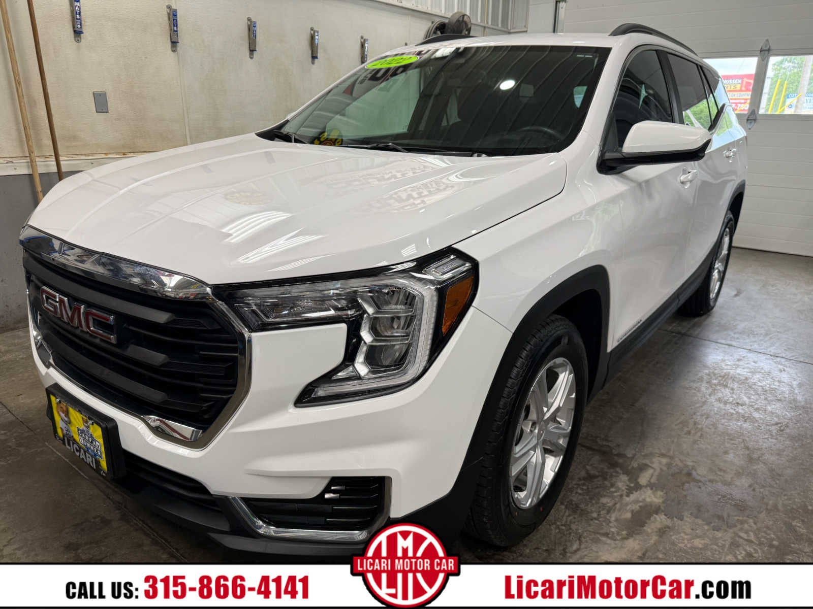 2022 GMC Terrain SLE