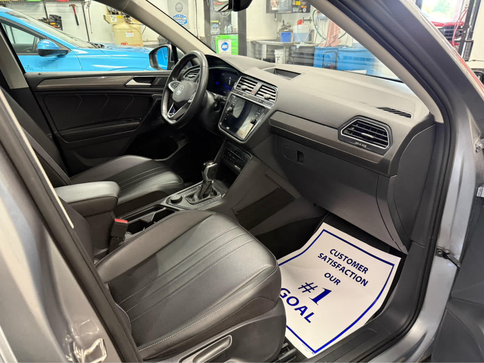2024 Volkswagen Tiguan SE