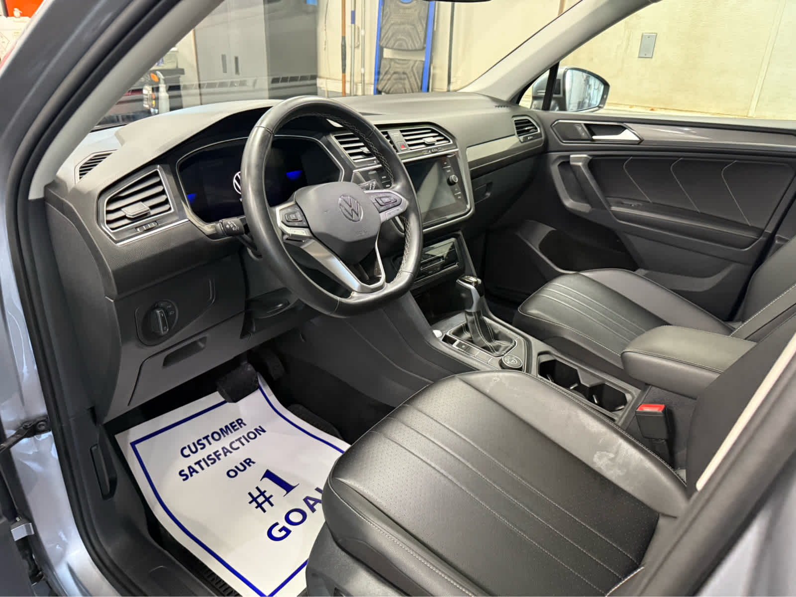 2024 Volkswagen Tiguan SE