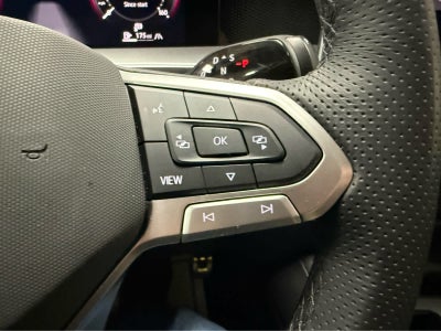 2025 Volkswagen Tiguan SE R-Line Black