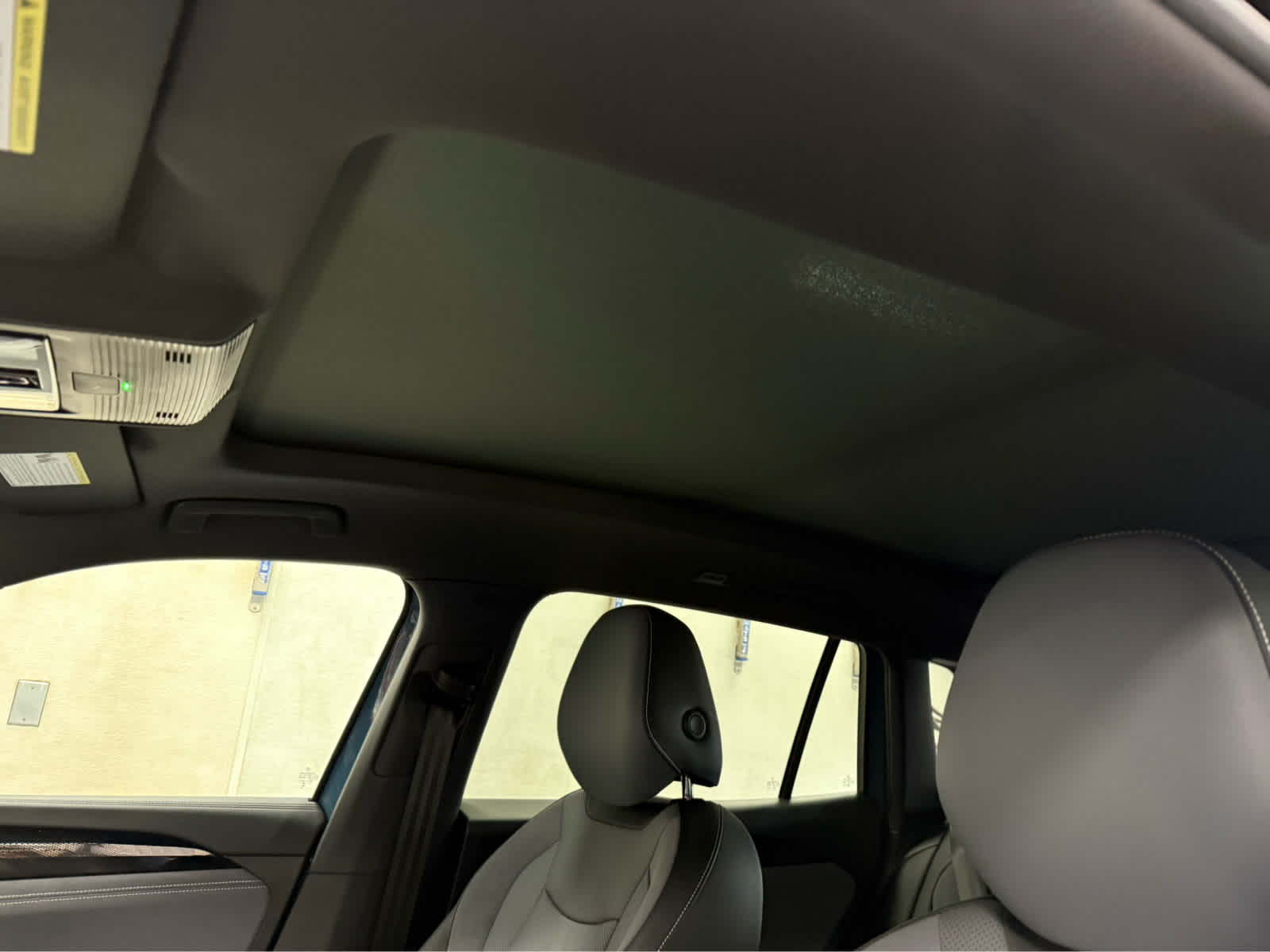 2025 Volkswagen Tiguan SE R-Line Black