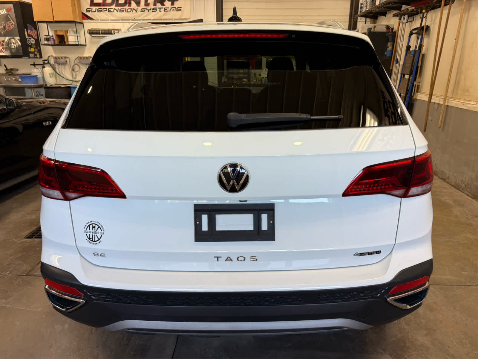 2022 Volkswagen Taos SE
