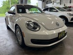 2013 Volkswagen Beetle Convertible 2.5L 50s Edition
