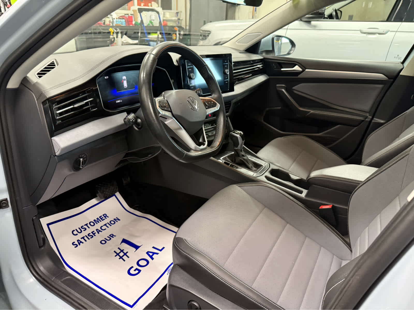 2025 Volkswagen Jetta SE