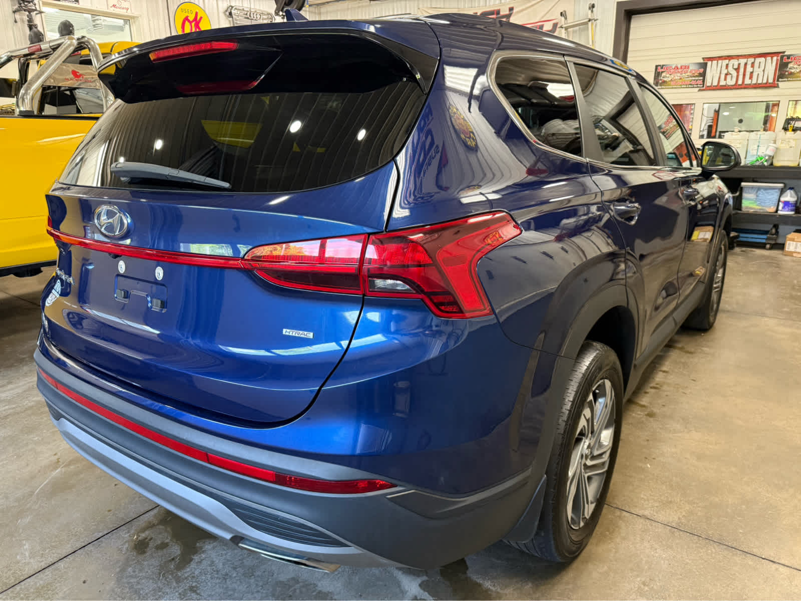2023 Hyundai Santa Fe SE