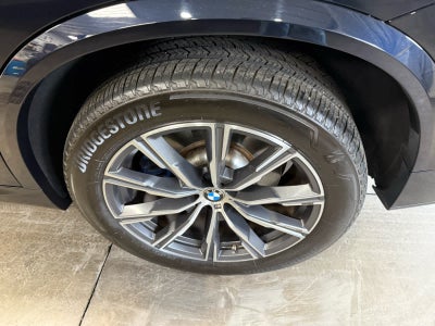 2025 BMW X5 M60i M60i