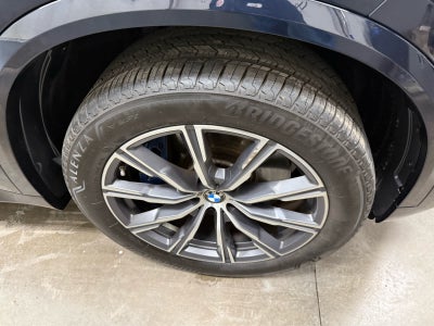 2025 BMW X5 M60i M60i