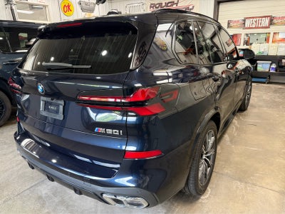 2025 BMW X5 M60i M60i