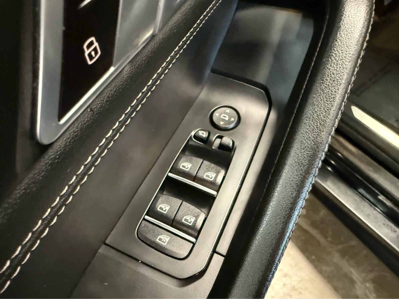 2024 BMW X6 xDrive40i xDrive40i
