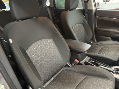 2023 Mitsubishi Outlander Sport ES