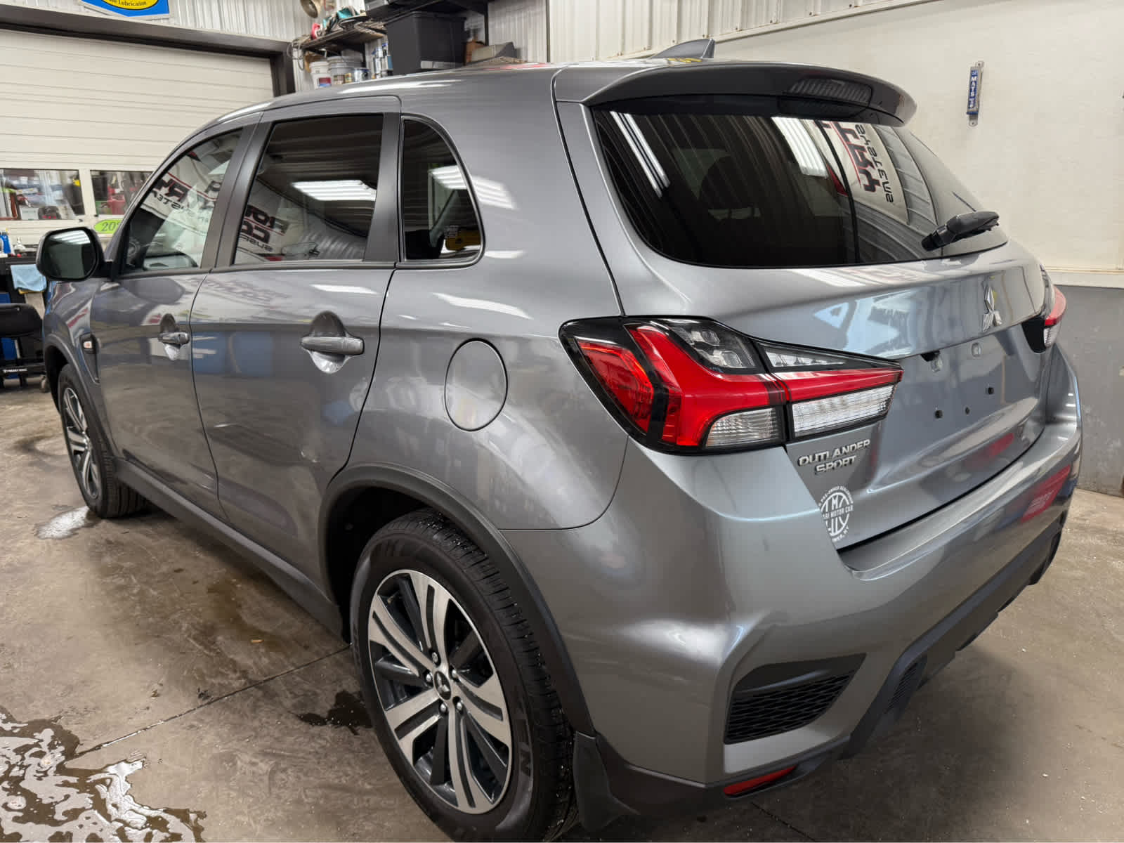 2023 Mitsubishi Outlander Sport ES