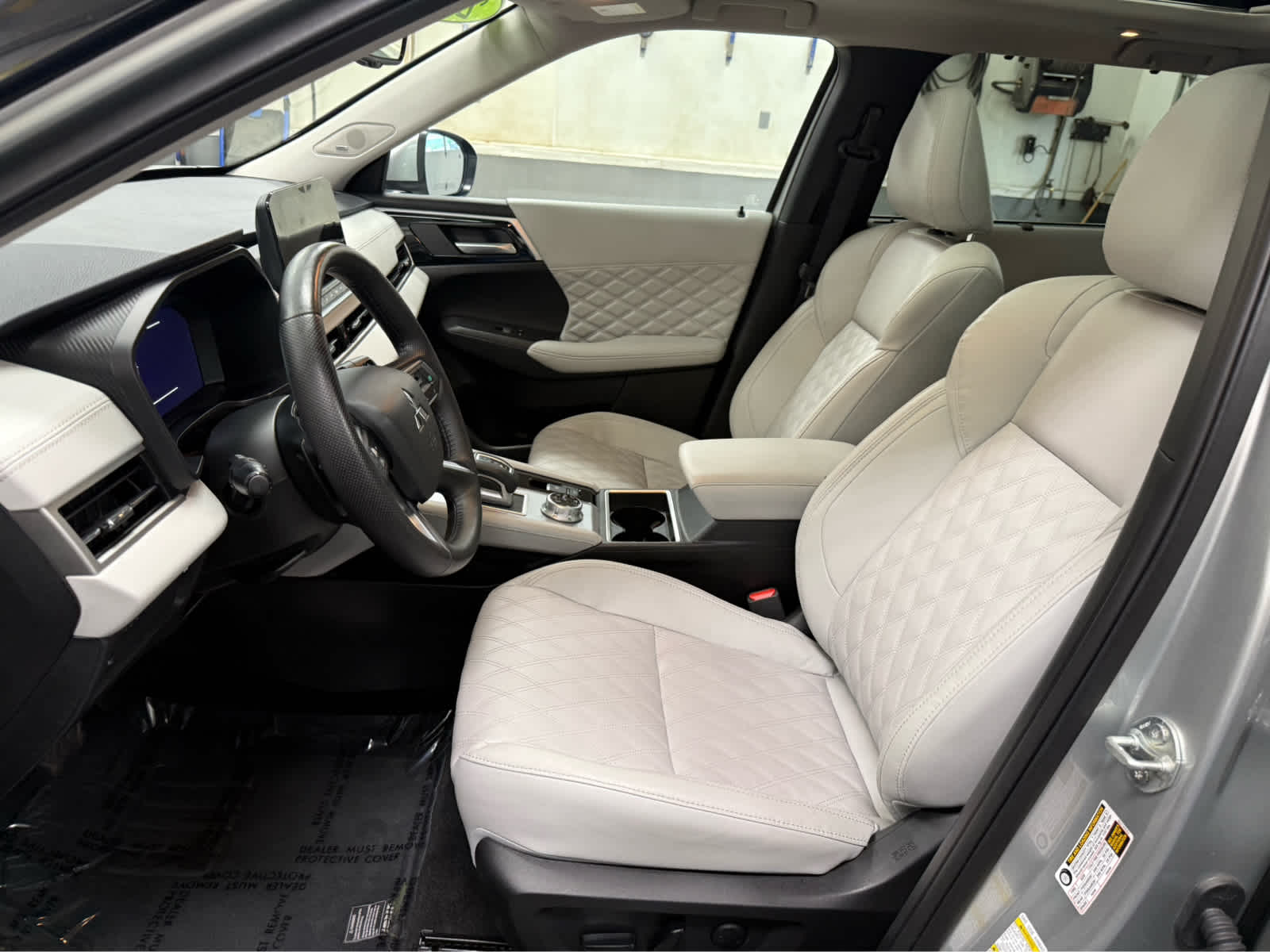 2024 Mitsubishi Outlander SEL