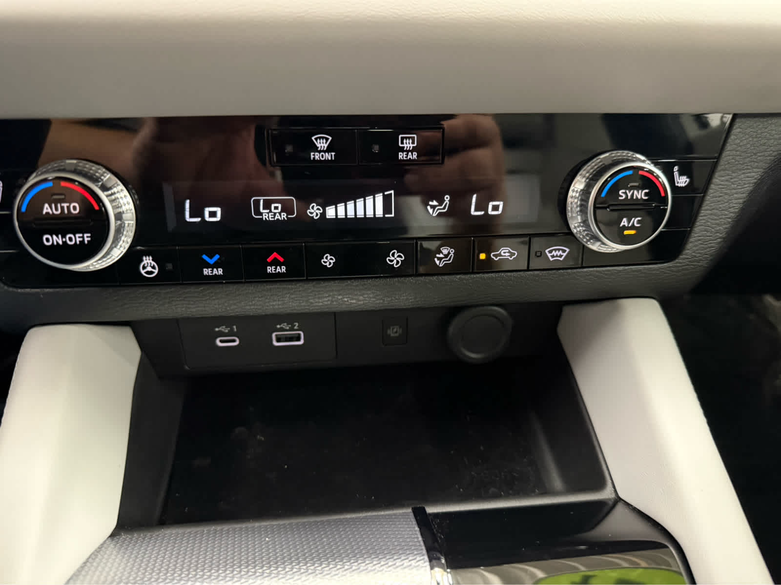 2024 Mitsubishi Outlander SEL